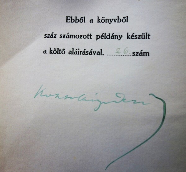 KOSZTOLÁNYI Dezső: Négy fal között. Versek.
